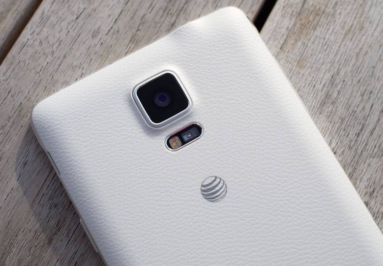 H κάμερα στην πλάτη του Sansung Galaxy Note 4
